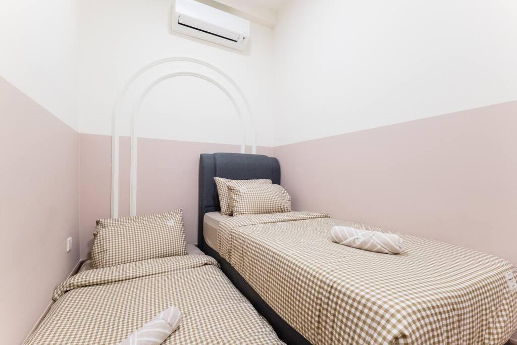 Arte Mont Kiara Duplex 4 Pax Jacuzzi Apartment Kuala Lumpur Exterior photo